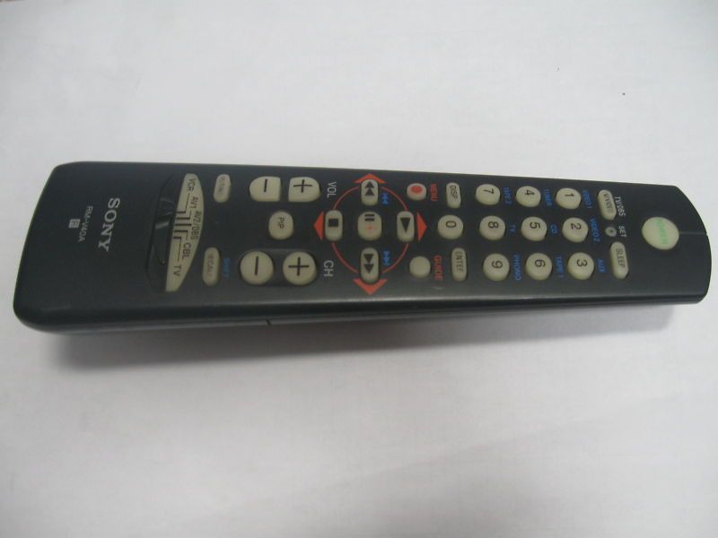 Sony VCR Remote Control RM V40A 10505 ***  