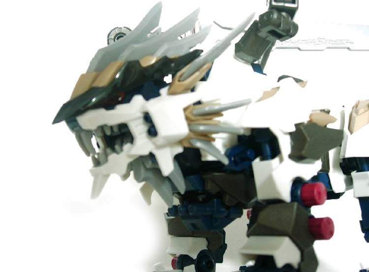 ZOIDS GENESIS GZ 016 MUGEN LIGER 1/72 SCALE  