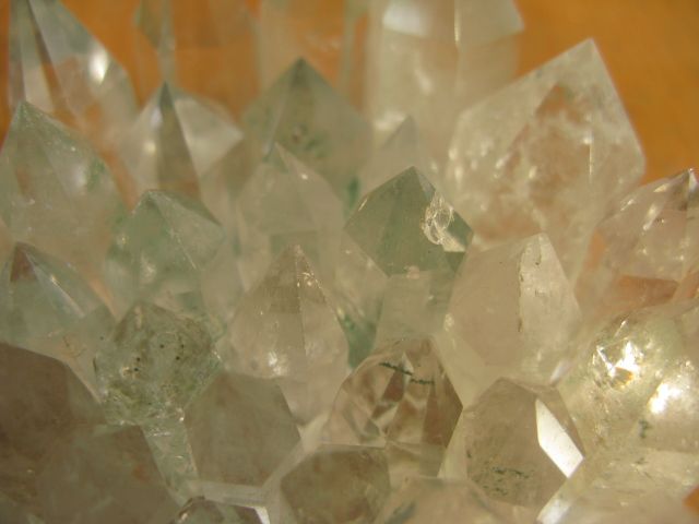 SOME NATURAL GREEN GHOST QUARTZ CRYSTAL POINT HEALING  