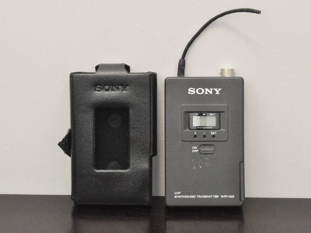 SONY WRT 822A/WRR 810A UH Synthesized Tuner/Transmitter  