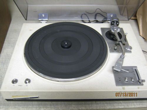 KENWOOD KD 3055/ PICKERING P/AT 1 TURNTABLE  