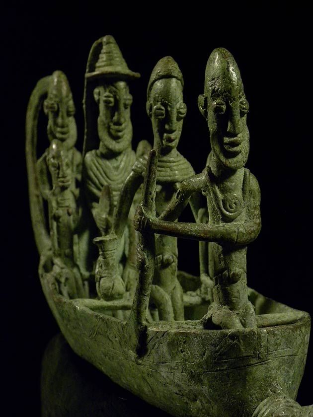 Fine Tribal DOGON BRONZE PIROGE / Mali **  