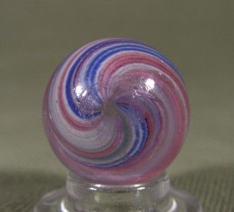 Marbles ANTIQUE GERMAN TWISTED ONIONSKIN MARBLE LOBED Peppermint 5/8 