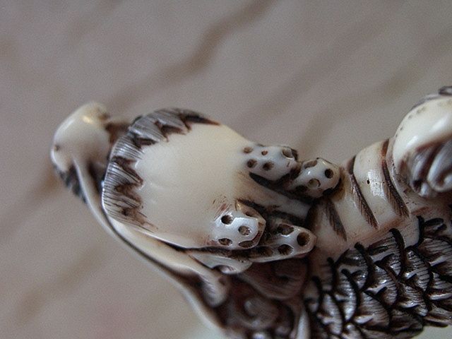 wonderful JAPANESE NETSUKE ox bone carving KIRIN Dragon Mythical 