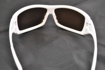 NIB OAKLEY FORSAKE LADIES WOMENS SUNGLASSES WHITE FRAME BRONZE LENS W 