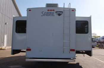 2008 Palomino SABRE 28RETS Triple Slide Rear Entertainment Fifth Wheel 