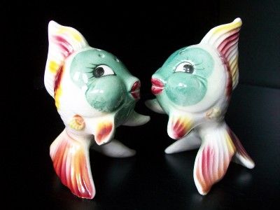 VINTAGE JAPAN ANTHROPOMORPHIC FISH SALT PEPPER SHAKERS  