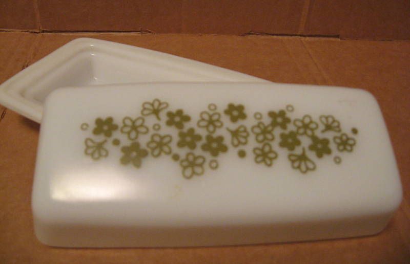 Pyrex Corelle CRAZY DAISY Milkglass Butter Dish  