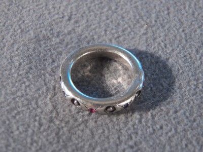   SILVER ETCHED RUBY BLUE SAPPHIRE ETERNITY WEDDING BAND RING 7  