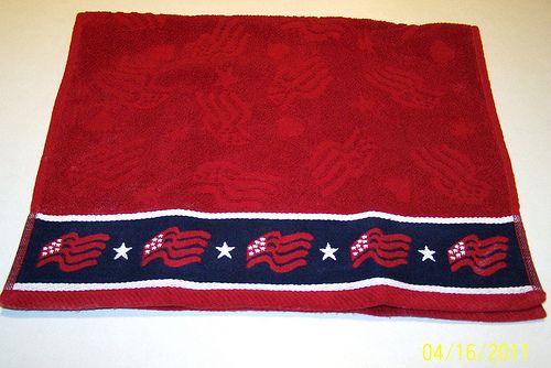 BEACH BOAT BATH TOWEL RED WHITE BLUE 4TH JULY USA  