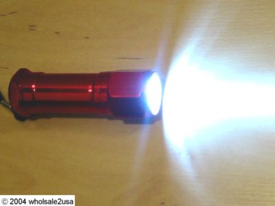 INDUSTRIAL GRADE LED METAL FLASHLIGHT   FIREMAN RED  