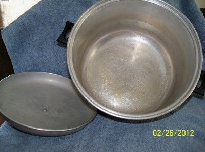 Vintage Wear Ever 8 Quart Aluminum Pot With Lid Very Good Condition 