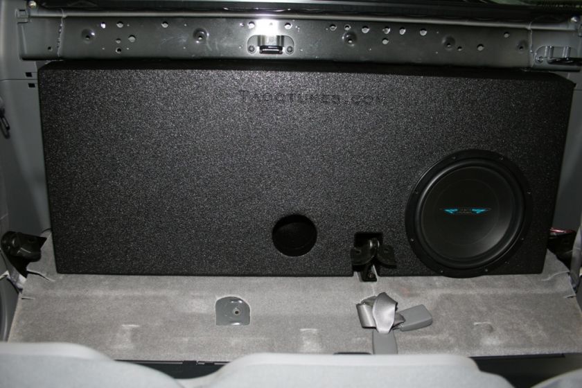 2005 2006 Toyota Tacoma Ported Subwoofer Box and Sub  