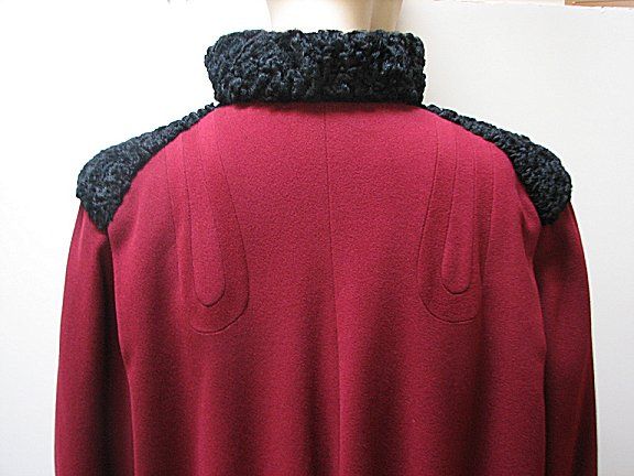 VINTAGE 1940s RASPBERRY COAT *Lambswool Collar & Cuffs*  