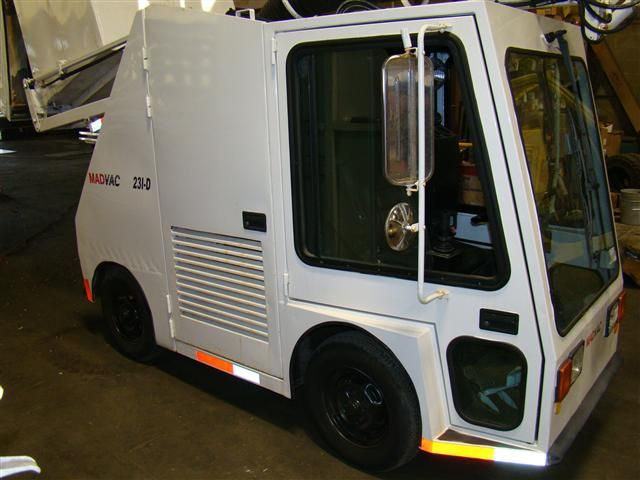 MadVac 231 D Sidewalk Sweeper Litter Collector  