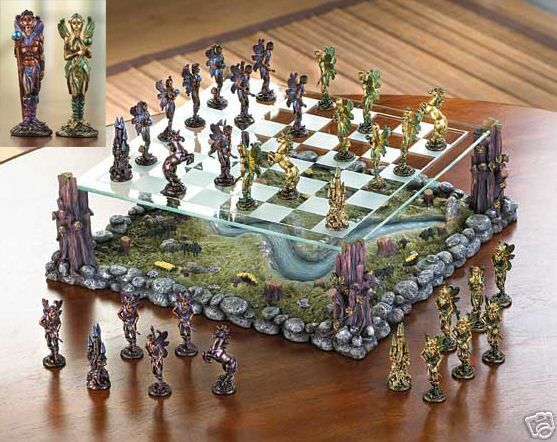 FAIRY LORD RAISED GLASS PLATFORM DRAGON CHESS SET GAME  