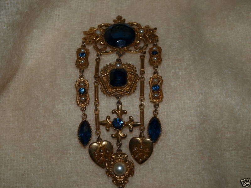 Vintage Large Coro Blue Stone Hearts & Pearls Pin  