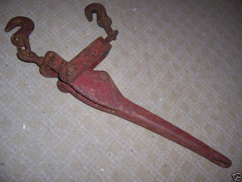   VINTAGE DURBIN DURCO CAST IRON CHAIN BINDER   HEAVY EQUIPMENT TOOL