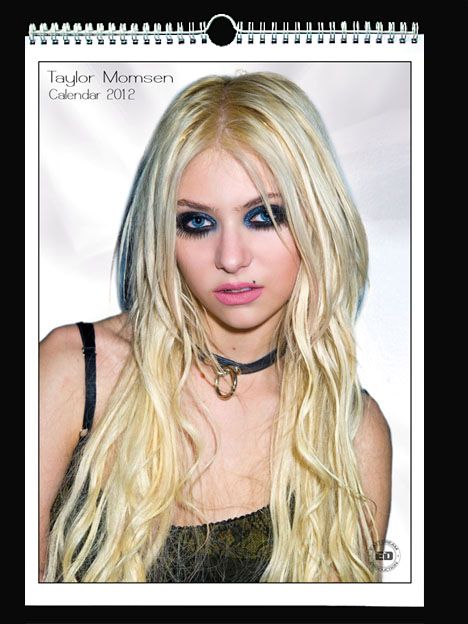 TAYLOR MOMSEN 2012 WALL HOLIDAY CALENDAR ~ Gossip Girl ~ Jenny 