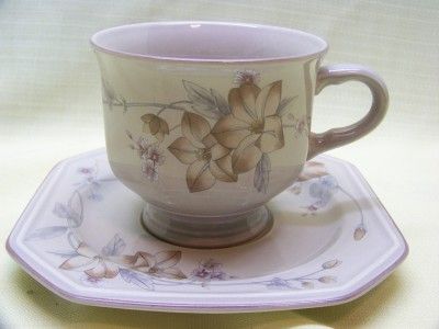 Woodland Mikasa Continental 4 Coffee Cups & Saucers  