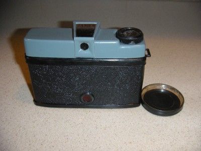   VINTAGE 1960s BANIER CAMERA DIANA CLONE PLASTIC BODY USES 120 FILM