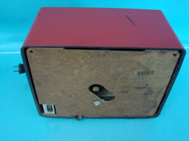 VTG Deco Red Sylvania 1950s Clock Radio Mantle Space Age Model 542RE 