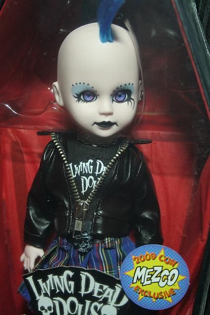   Resurrection Series  Living Dead Dolls  Mezco  LDD  sullentoys