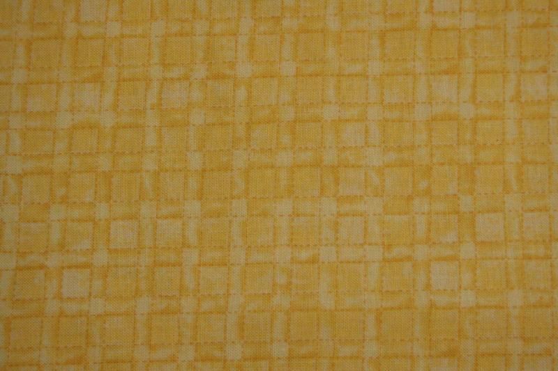 RED ROOSTER   SOFT YELLOW COUNTRY CHECKERED PLAID GRID  