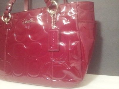   GALLERY 17728 PATENT LEATHER HANDBAG SIGNATURE EMBOSSED WINE PURSE RED